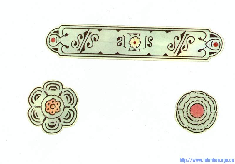 ornaments_g235.jpg