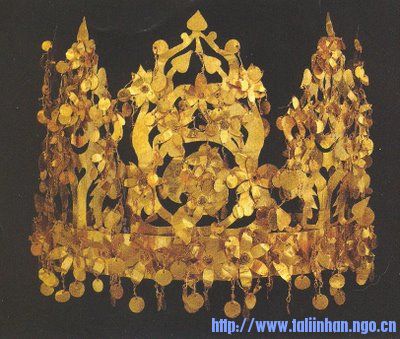 Crown -tillya tepe 001.jpg